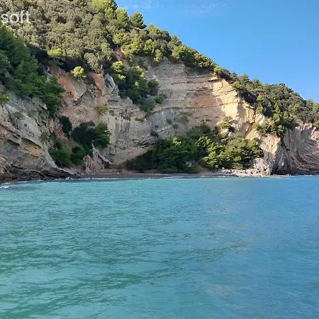 La Risacca Sull'isola Palmaria Portovenere *