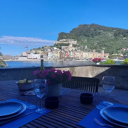 La Risacca Sull'isola Palmaria Portovenere 度假居 韦内雷港